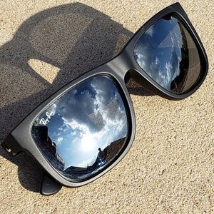 Ray-Ban 4165 Sunglasses